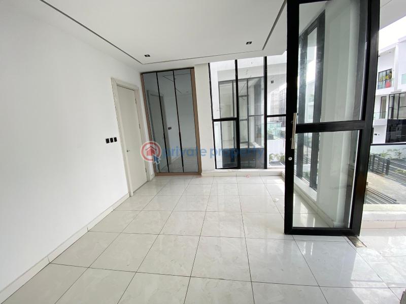 Flat & Apartment For Sale Orchid Road Lekki Lagos - 9