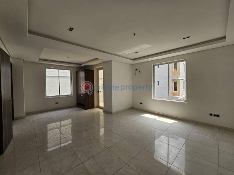 Luxury 5 bedroom semi detached duplex  with central swimming pool, gym and jetty - 4 5 bedroom Duplex For Sale Close To Banana Island Ikoyi Lagos - 4
