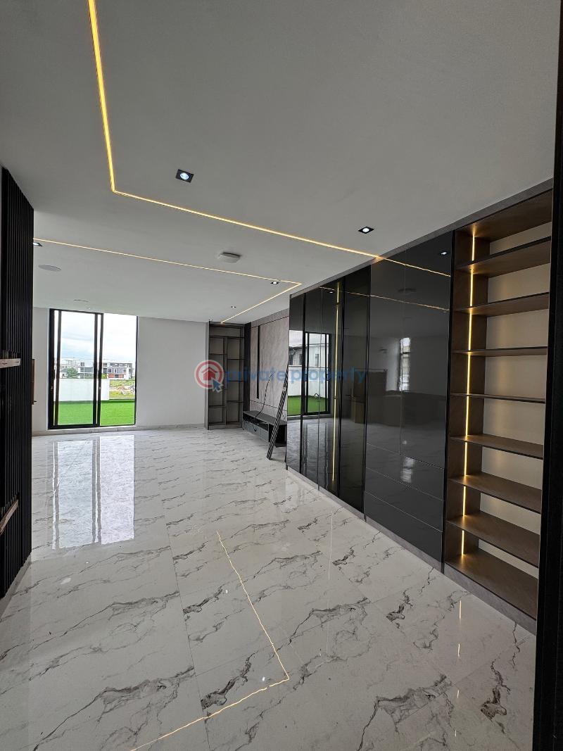 5 bedroom Semi detached Duplex For Sale Cowrie Creek Estate Lekki Phase 1 Lagos - 3