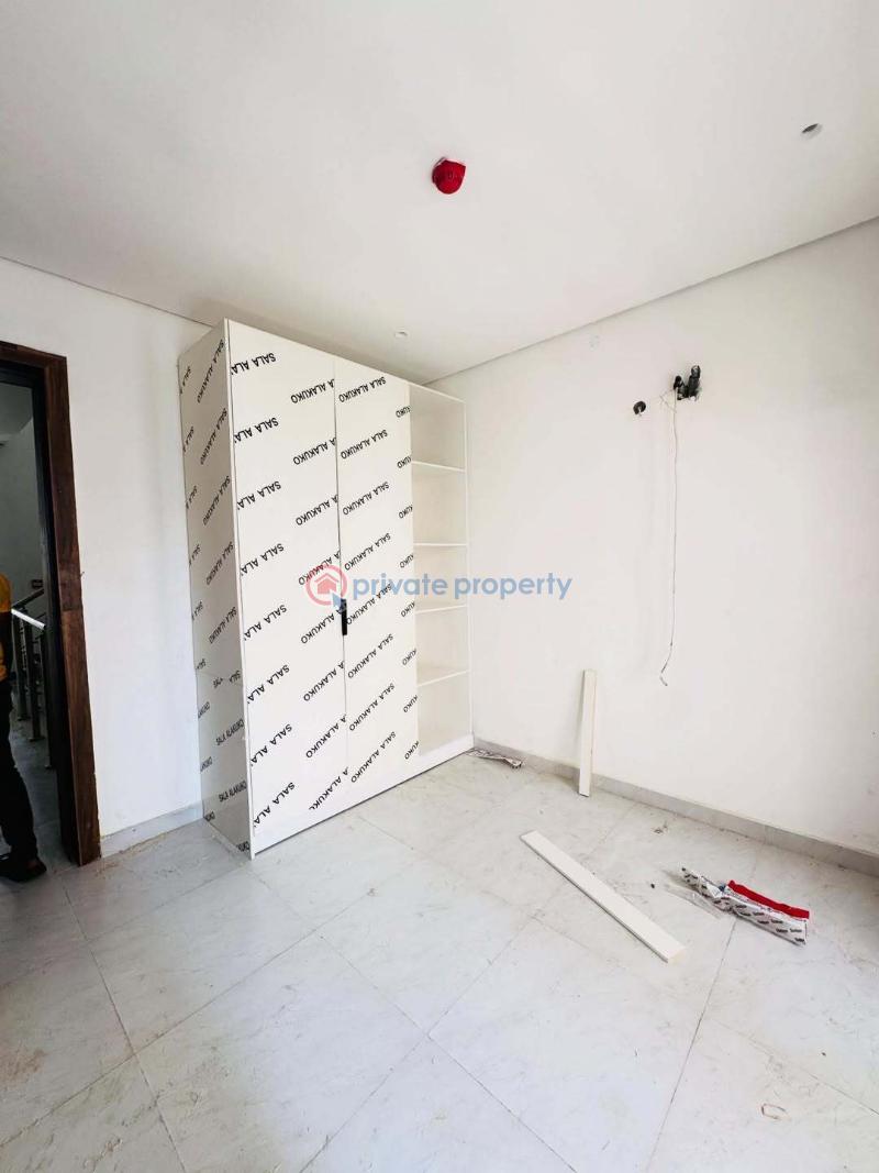 5 bedroom Semi detached Duplex For Rent Twin Lake Estate Lekki Lagos - 11