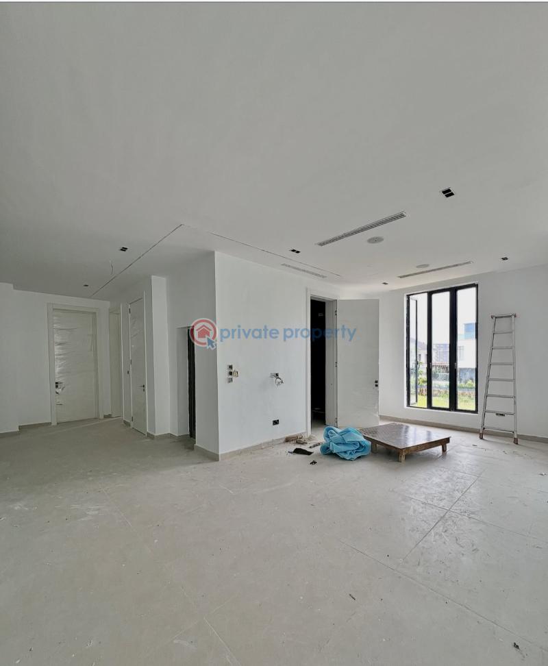 5 bedroom Semi detached Duplex For Sale Secure Estate At Ikate Lekki Lekki Lagos - 11