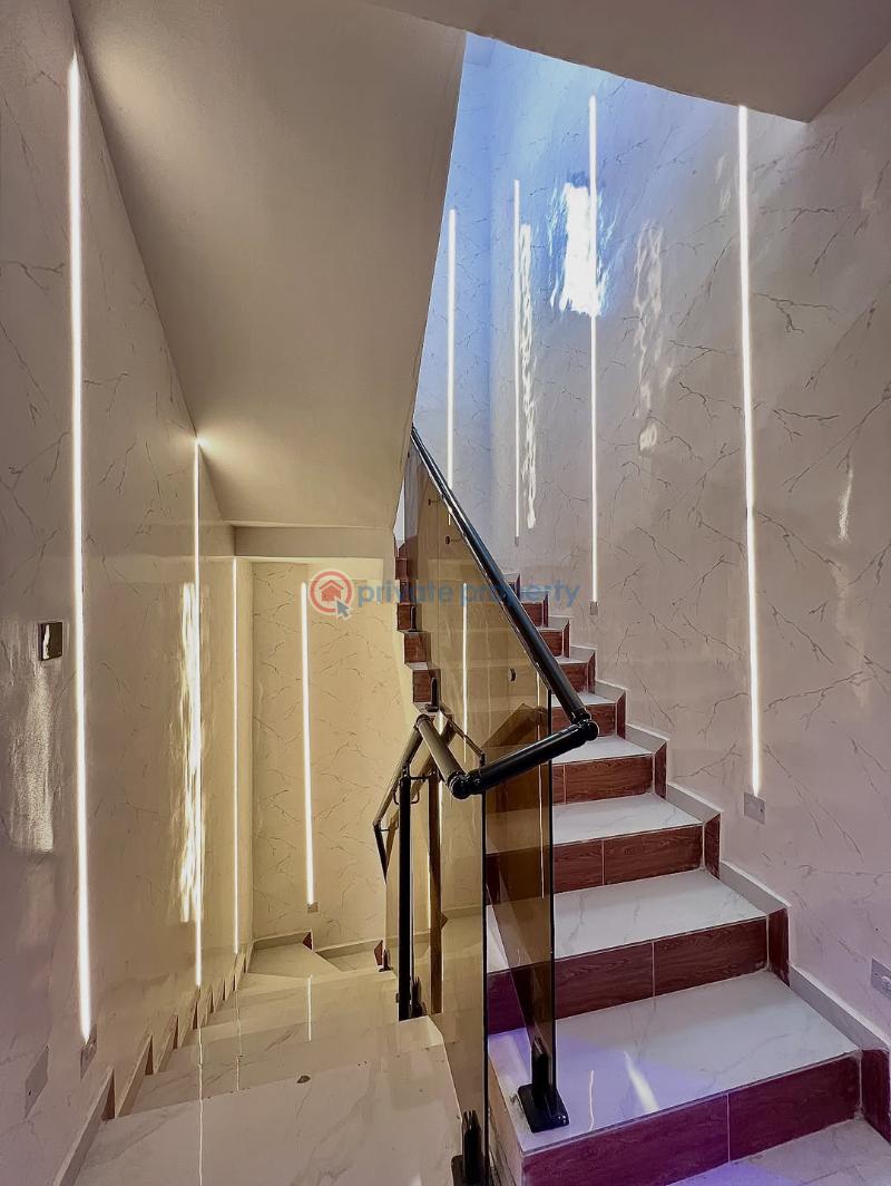 5 bedroom Duplex For Sale By Atlantic Mall Chevron Drive Lekki Lagos - 24