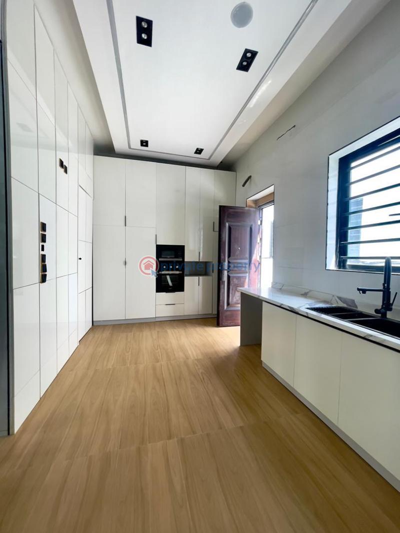 5 bedroom Detached Duplex For Sale Extention Victoria Garden City Lekki Lagos - 5