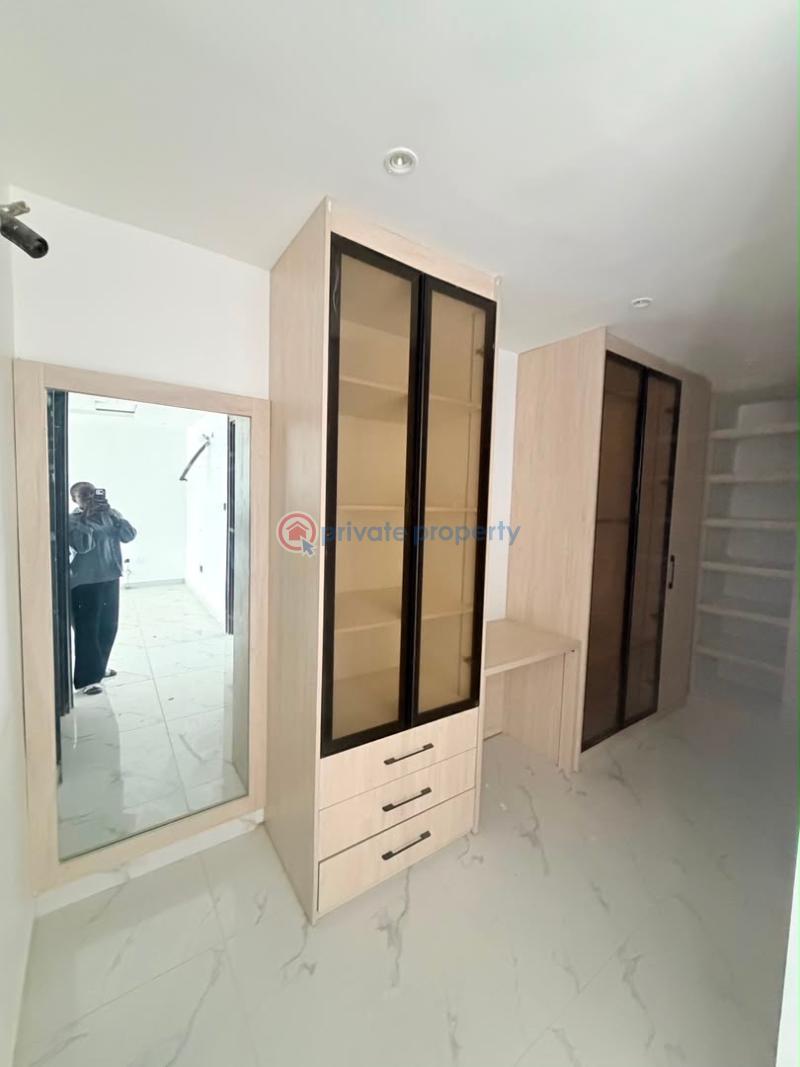 4 bedroom Terraced Duplex For Rent Jahi Gilmore Jahi Abuja Phase 2  - 2