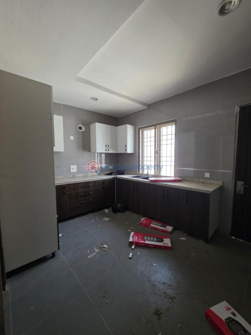 5 bedroom Terraced Duplex For Sale Jahi Abuja Phase 2  - 7