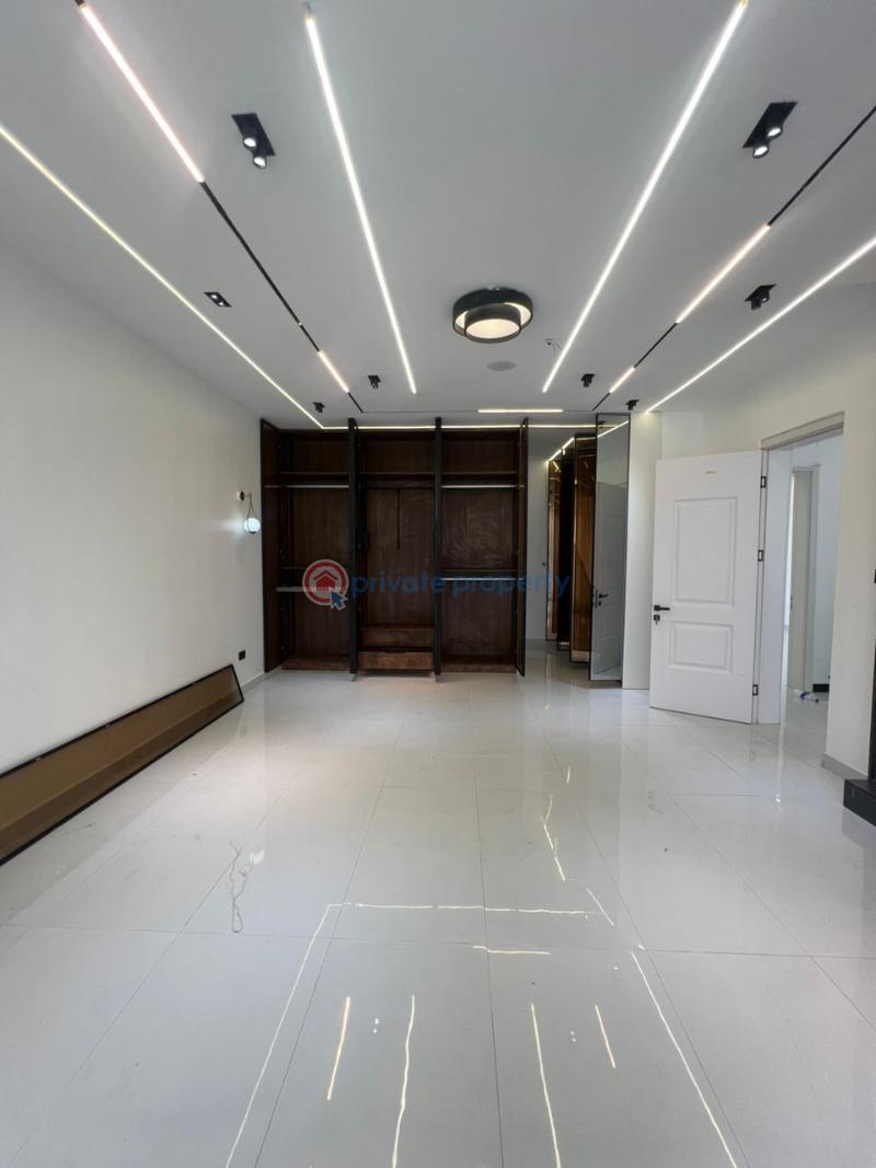 5 bedroom Terrace For Sale Off Admiralty Way Lekki Phase 1 Lagos - 13