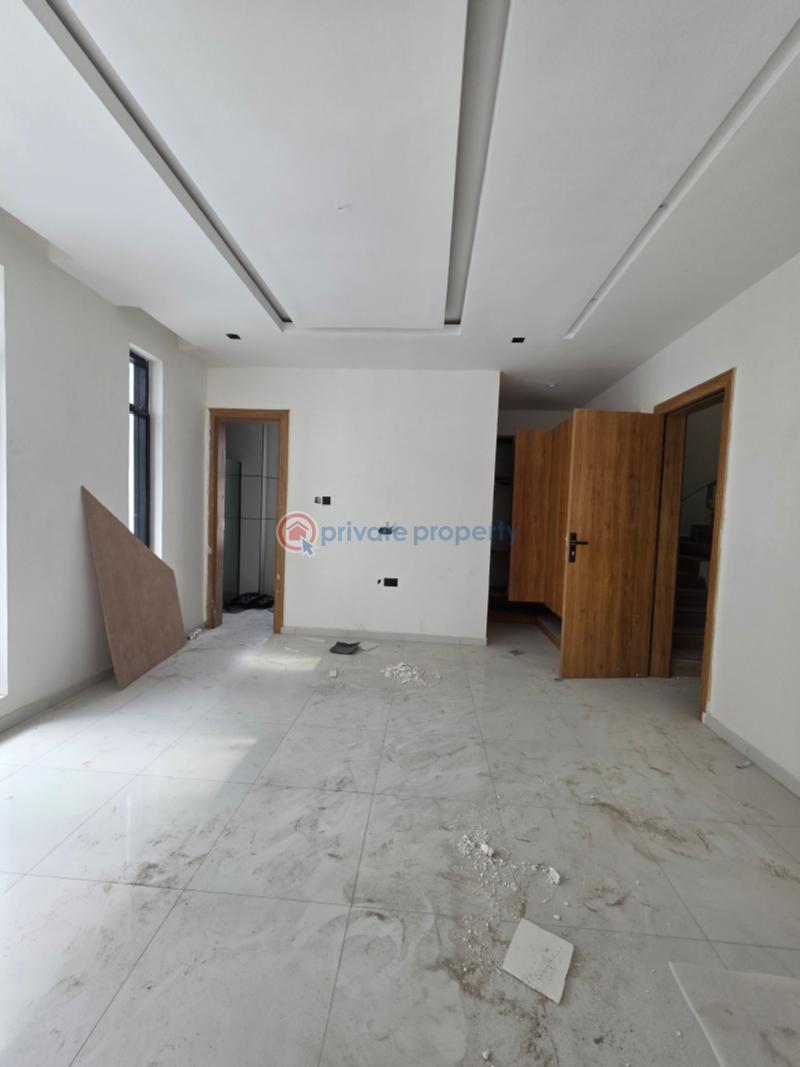 Luxury 5 bedroom terrace duplex with swimming pool + gym - 5 5 bedroom Terraced Duplex For Sale Off Gbangbala Street Ikate Lekki Phase 1 Lagos - 5