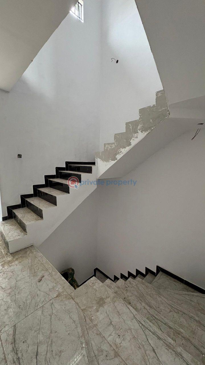 House For Sale Location: Kolapo Ishola Gra, Akobo General Gas, Ibadan Akobo Ibadan Oyo - 5