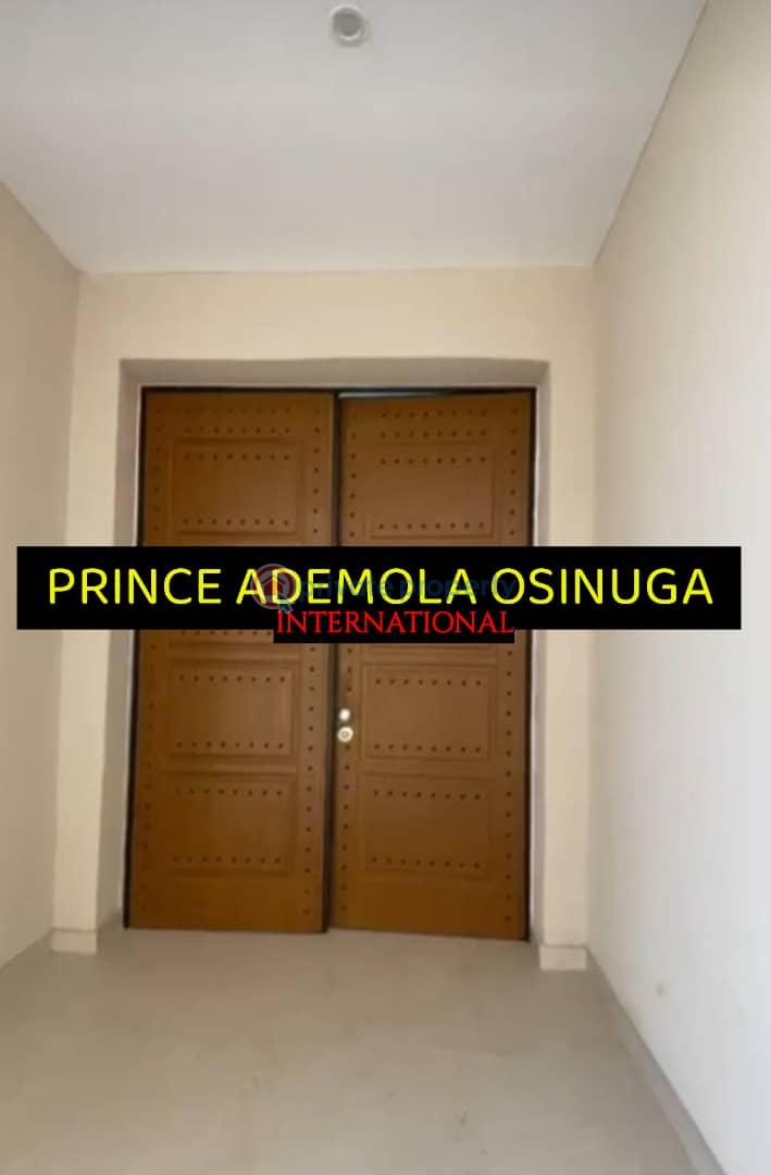 Luxury 5 bedroom waterfront-fully-detached-house + swimming pool + bq etc in banana island estate ikoyi - 6 5 bedroom House For Sale Banana Island Ikoyi Lagos - 6