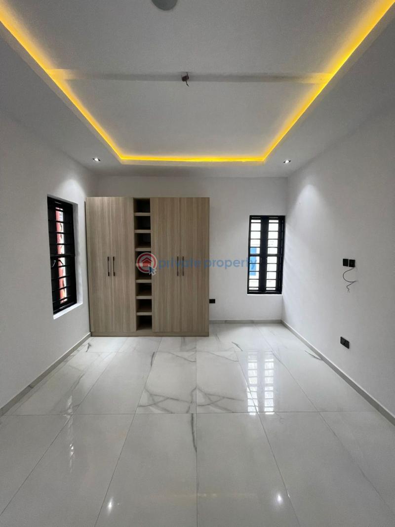 5 bedroom Duplex For Sale Royal Garden Estate Ajiwe Ajah Lagos - 11