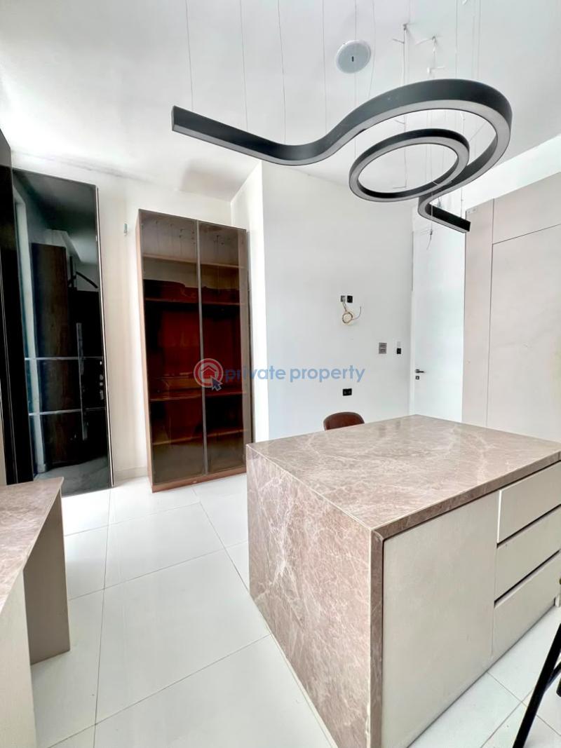 5 bedroom Detached Duplex For Sale Pinnock Beach Estate Osapa Lekki Lagos - 4
