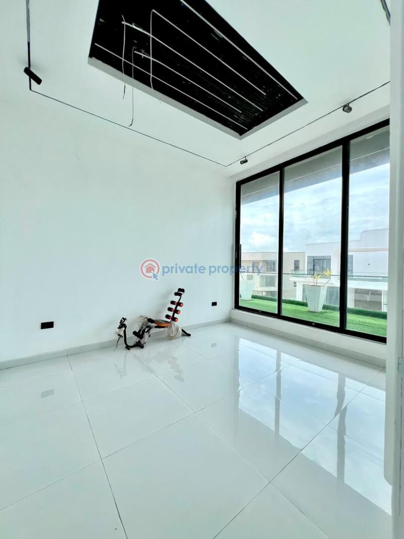 5 bedroom Detached Duplex For Sale Pinnock Beach Estate Osapa Lekki Lagos - 14