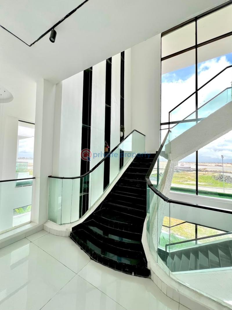 5 bedroom Detached Duplex For Sale Pinnock Beach Estate Osapa Lekki Lagos - 15