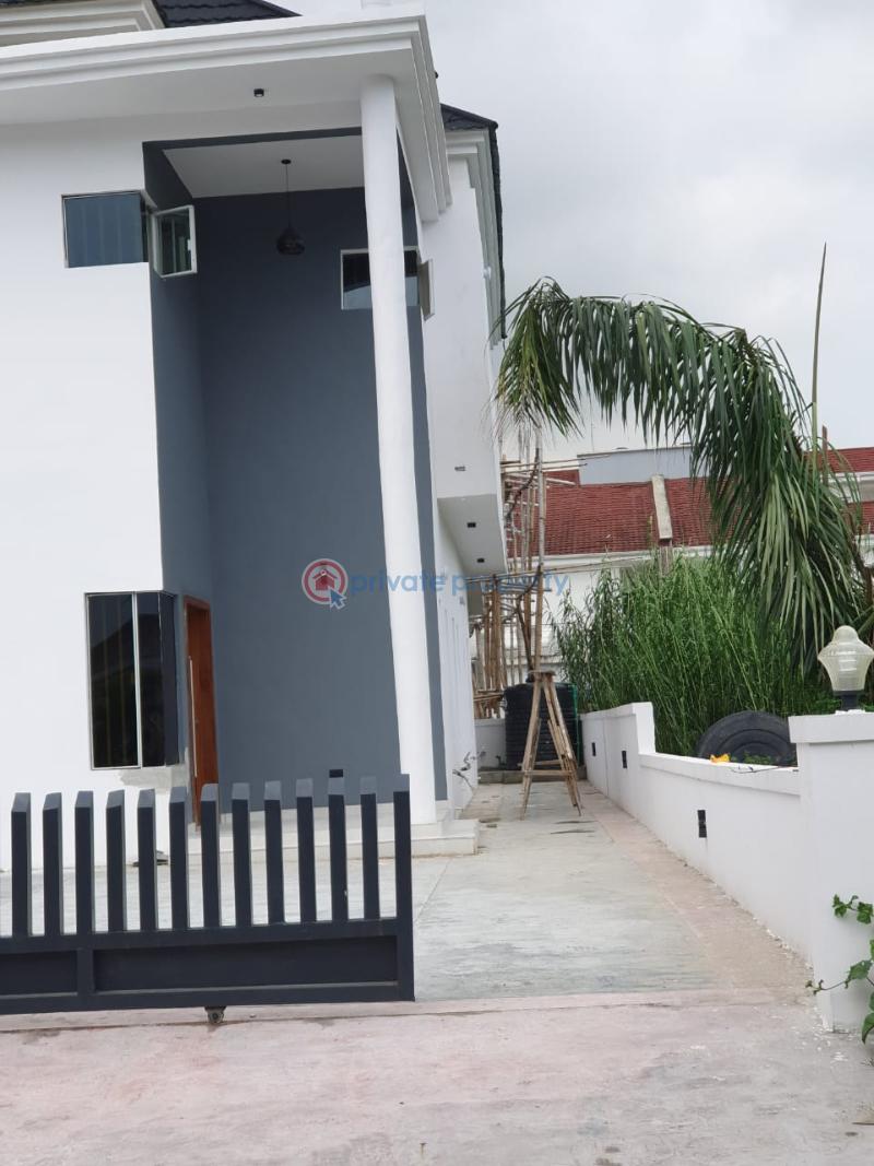 Luxury 5 bedrooms detached duplex with swimming pool and bq - 10 5 bedroom Detached Duplex For Sale Megamound Estate Lekki Phase 1 Lagos - 10