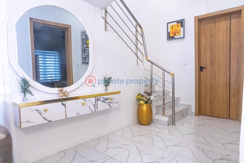 5 bedroom Detached Duplex For Sale Carlton Gate Estate Chevron Drive Lekki Lagos - 5