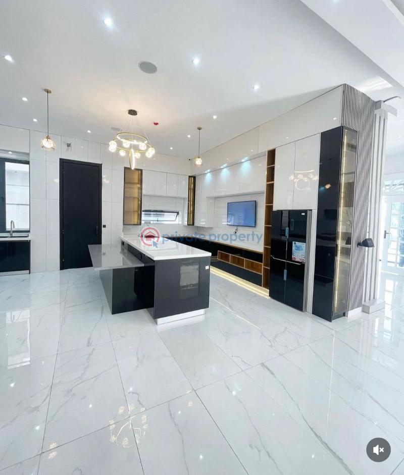 5 bedroom Detached Duplex For Sale Pinnock Beach Estate Osapa Lekki Lagos - 9