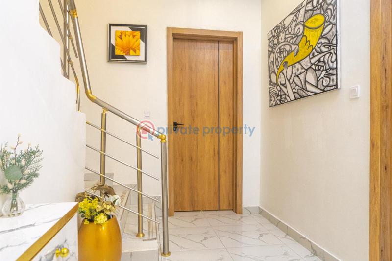 5 bedroom Detached Duplex For Sale Carlton Gate Estate Chevron Drive Lekki Lagos - 10