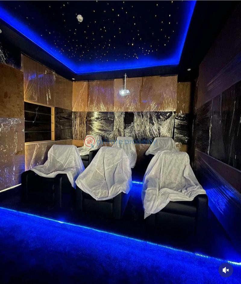 5 bedroom Detached Duplex For Sale Pinnock Beach Estate Osapa Lekki Lagos - 1