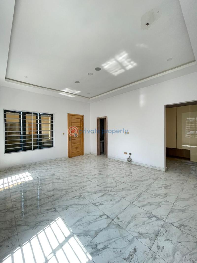 5 bedroom Duplex For Sale Pinnock Beach Estate Osapa Lekki Lagos - 3
