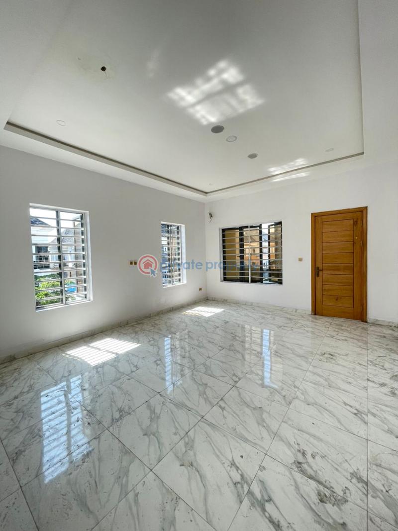 5 bedroom Duplex For Sale Pinnock Beach Estate Osapa Lekki Lagos - 4
