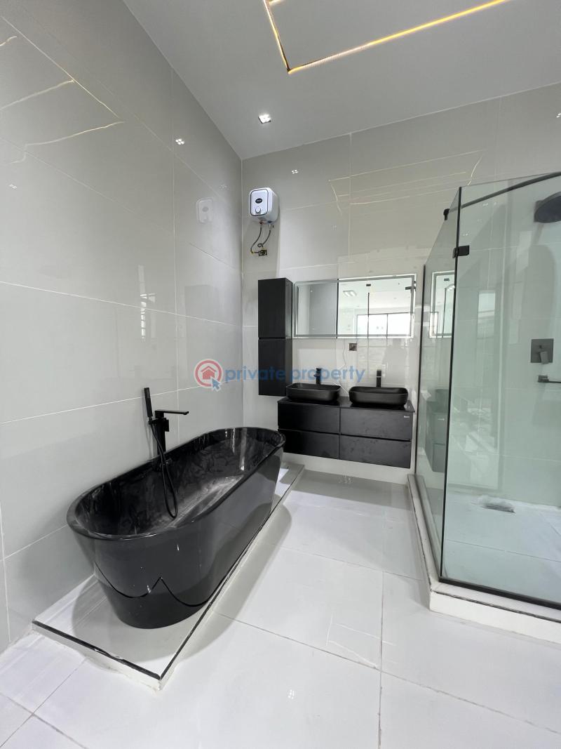 Luxury 5 bedrooms fully detached duplex - 7 5 bedroom Detached Duplex For Sale Second Tollgate Lekki Lagos - 7