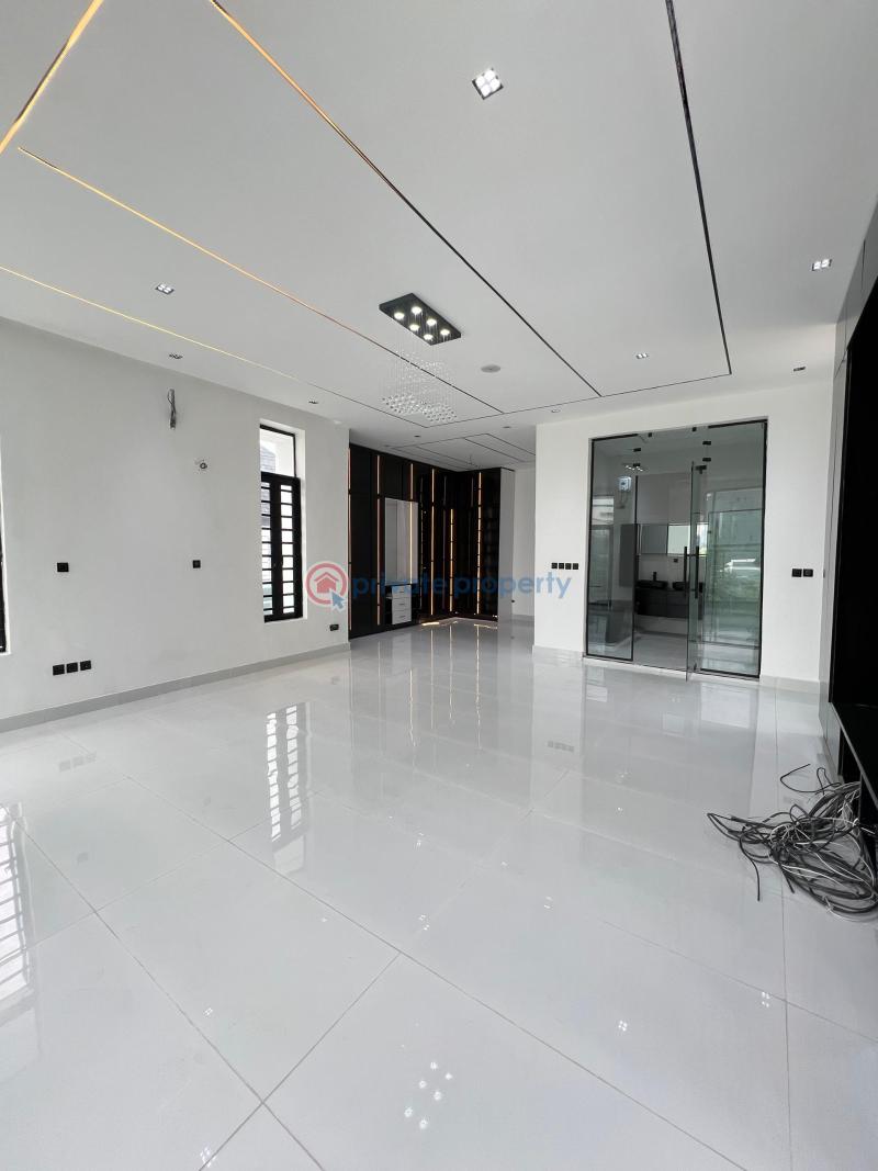 Luxury 5 bedrooms fully detached duplex - 6 5 bedroom Detached Duplex For Sale Second Tollgate Lekki Lagos - 6