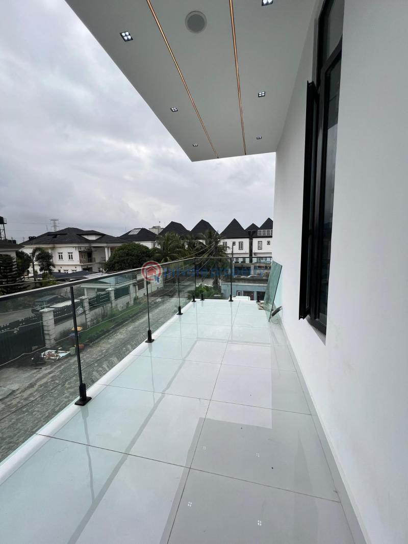 Luxury 5 bedrooms fully detached duplex - 9 5 bedroom Detached Duplex For Sale Second Tollgate Lekki Lagos - 9