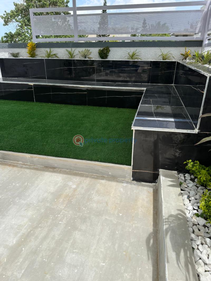 5 bedroom Duplex For Sale Osapa Lekki Lagos - 4