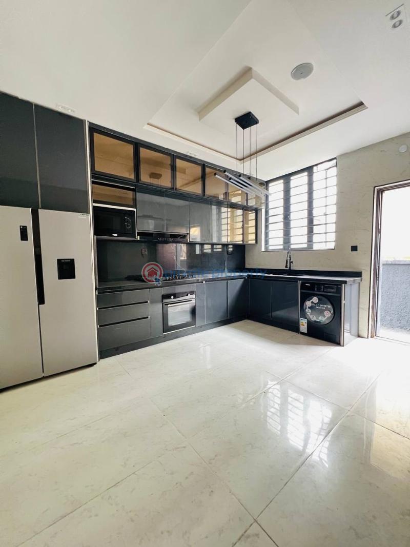 5 bedroom Detached Duplex For Sale Lekki Phase 1 Lagos - 0
