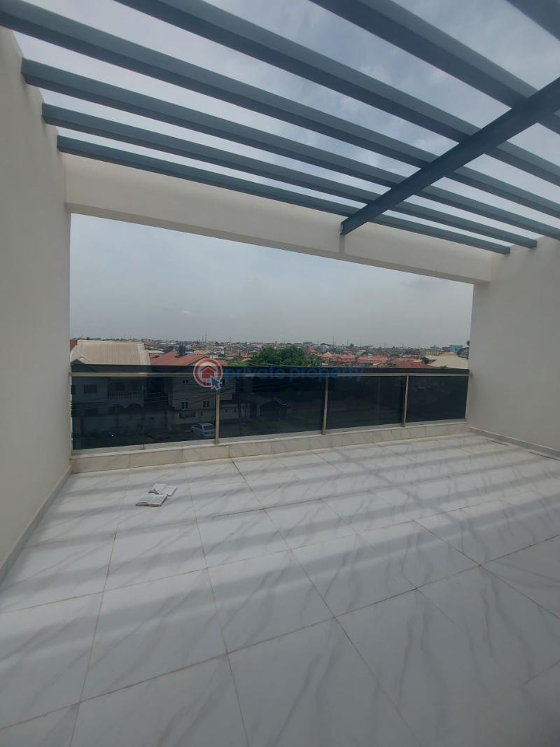 5 bedroom Detached Duplex For Sale Ogudu GRA Ojota Lagos - 3