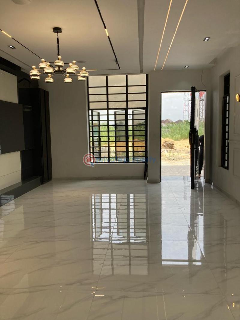 5 bedroom Duplex For Sale Chevron Drive Lekki Lagos - 2