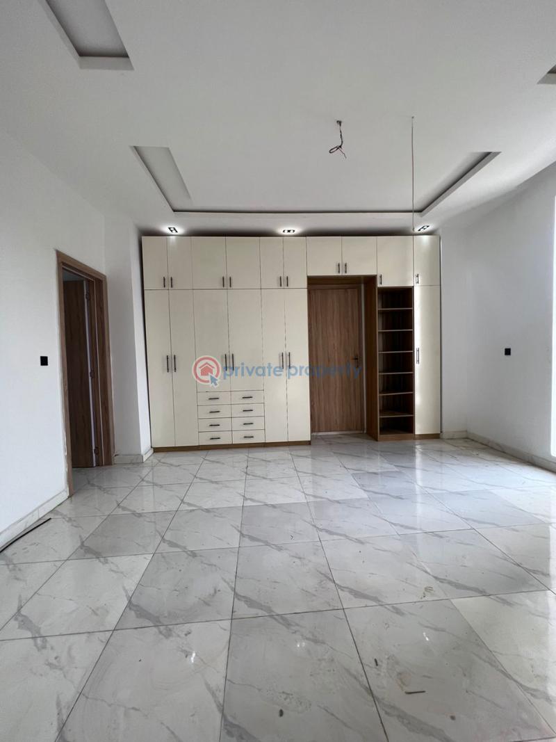 5 bedroom Detached Duplex For Sale Chevron Drive Lekki Lagos - 3