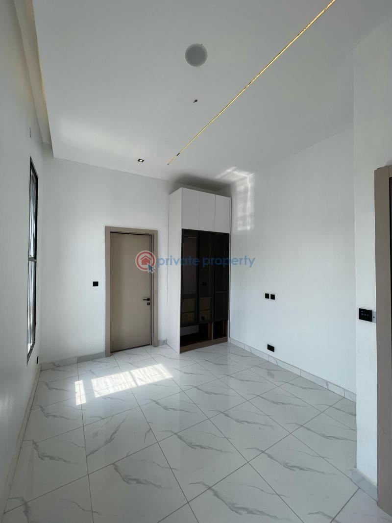 5 bedroom Detached Duplex For Sale Ikota Lekki Lagos - 1