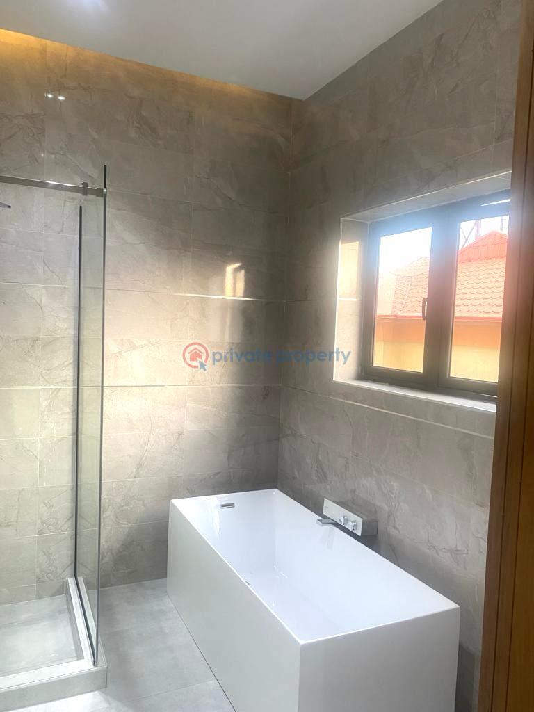 5 bedroom Detached Duplex For Sale Off Admiralty Way Lekki Phase 1 Lagos - 17