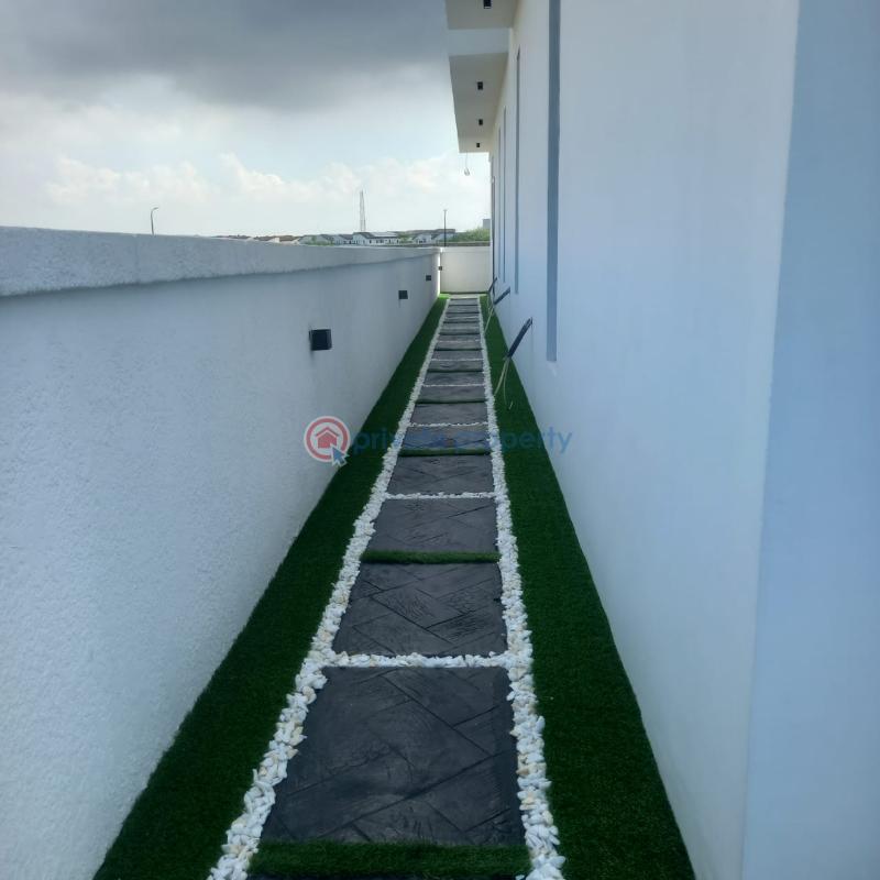 5 bedroom Duplex For Sale The Property Located At Chevron Axis Within An Estate Chevron Drive Lekki Lagos - 19