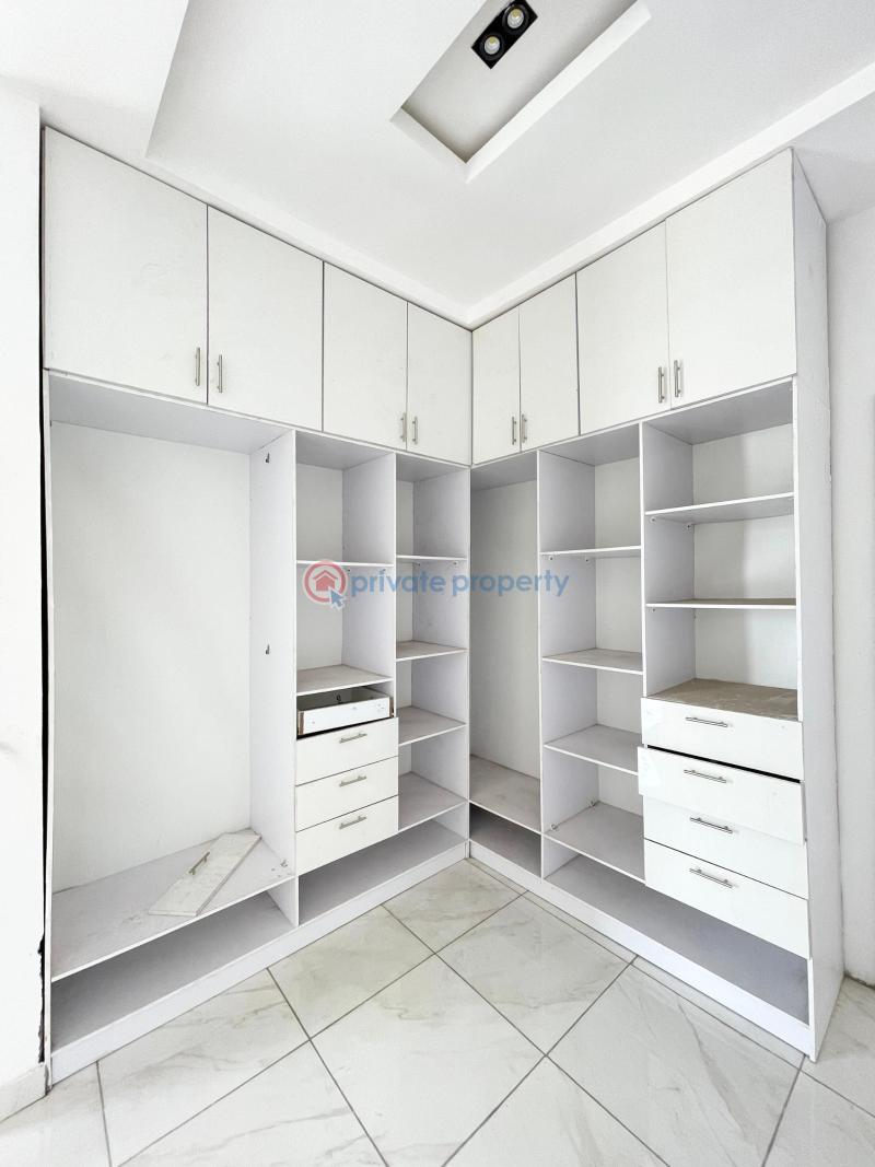 Luxury 5bedroom fully detached duplex - 9 5 bedroom Detached Duplex For Sale Osapa London Lekki Lagos - 9