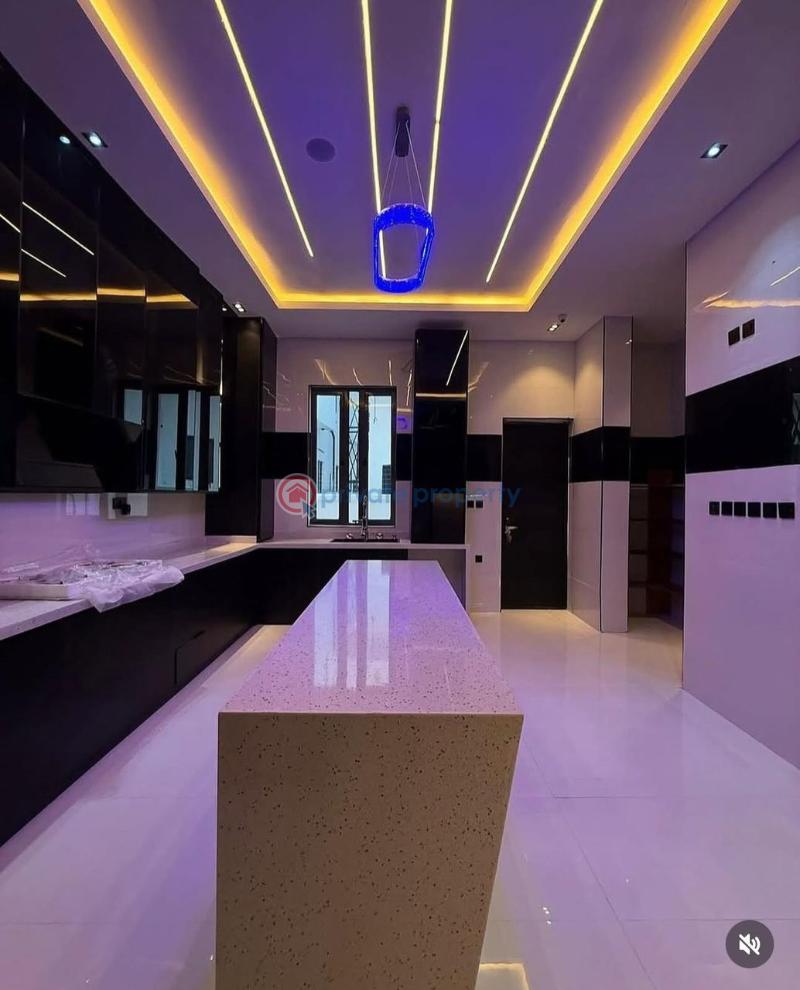 Luxury 5bedroom fully detached duplex - 5 5 bedroom Duplex For Sale Ajah Lagos - 5