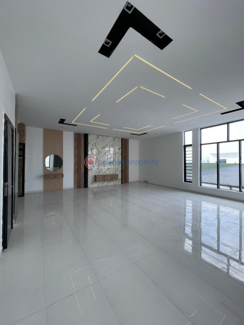 5 bedroom Detached Duplex For Sale Chevron Lekki Lagos - 5