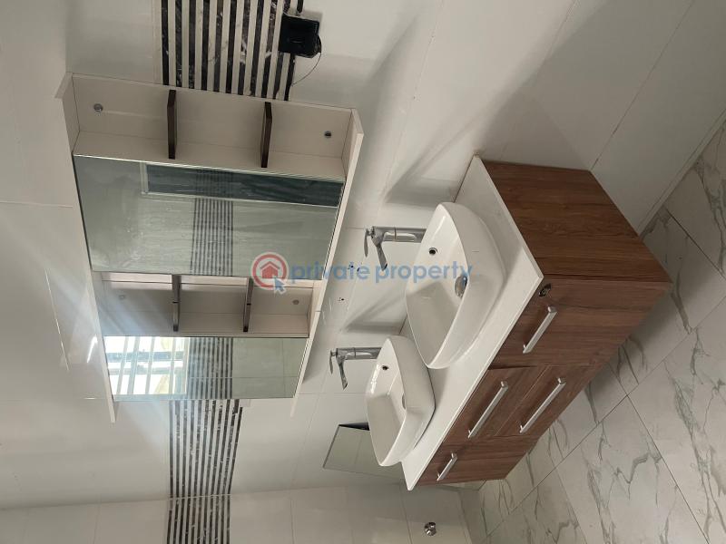 5 bedroom Duplex For Sale Osapa Lekki Lagos - 12