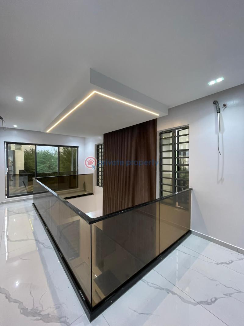 Luxury 5bedroom fully detached duplex - 3 5 bedroom Detached Duplex For Sale Lekky County Ikota , Lekki Lekki Lagos - 3