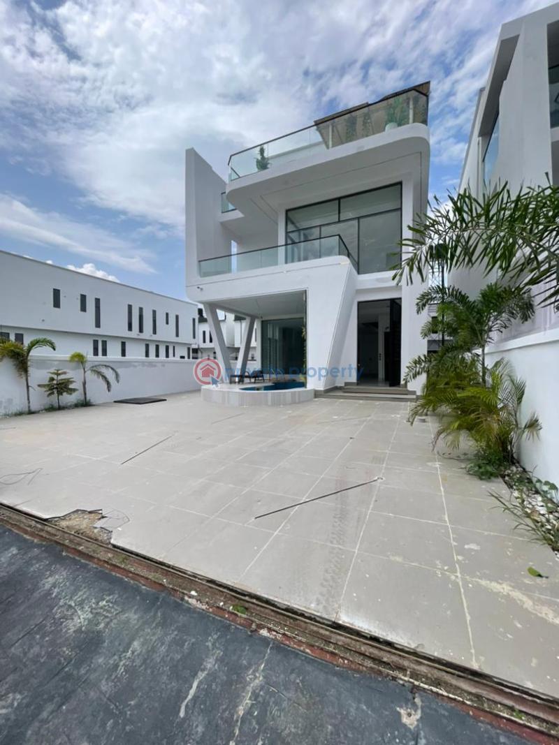 5 bedroom Detached Duplex For Sale Chevron Lekki Lagos - 1