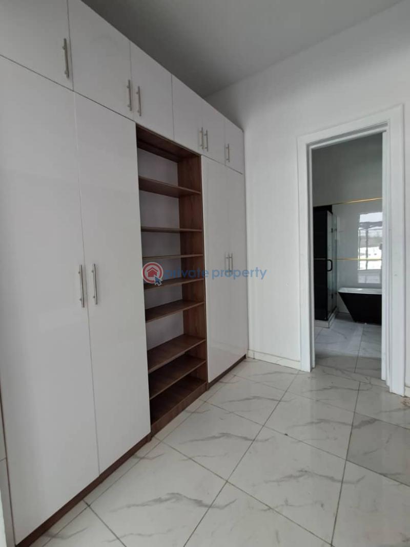 5 bedroom Detached Duplex For Sale Orchid Road Lekki Lagos - 5