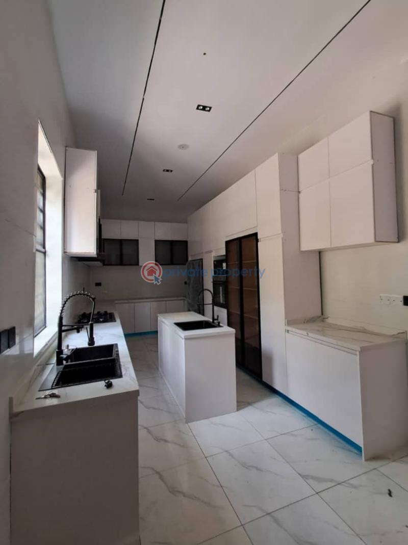 5 bedroom Detached Duplex For Sale Orchid Road Lekki Lagos - 19