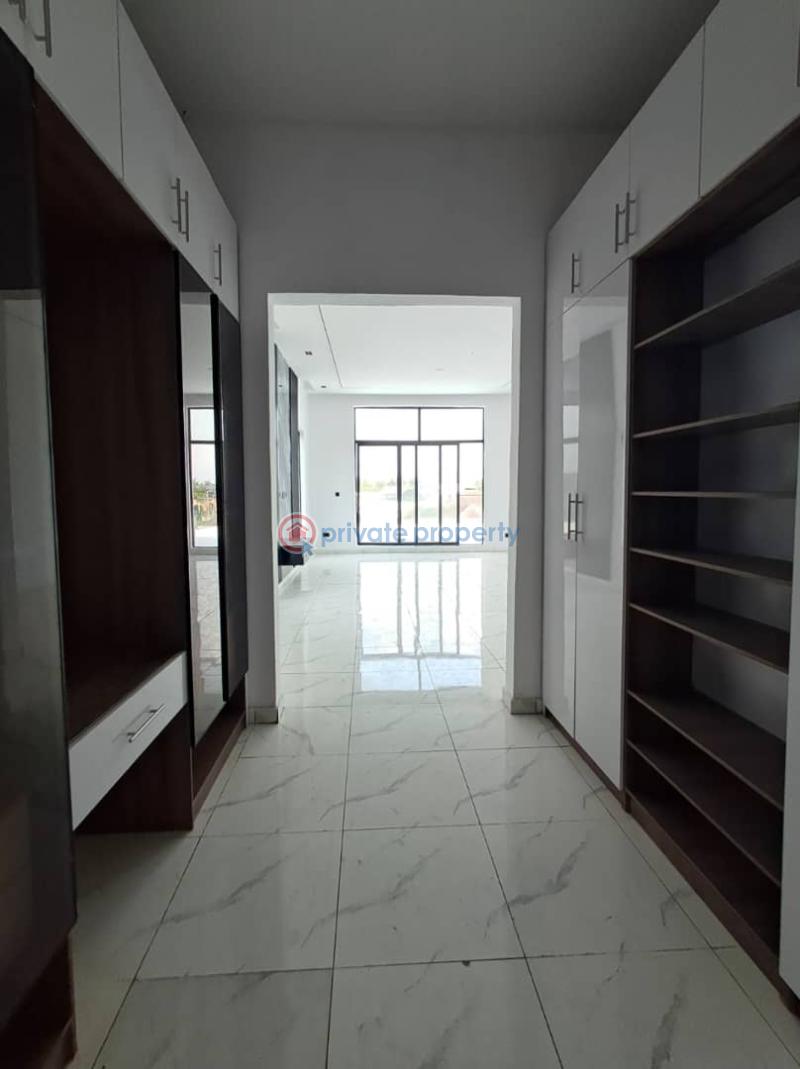 5 bedroom Detached Duplex For Sale Orchid Road Lekki Lagos - 6