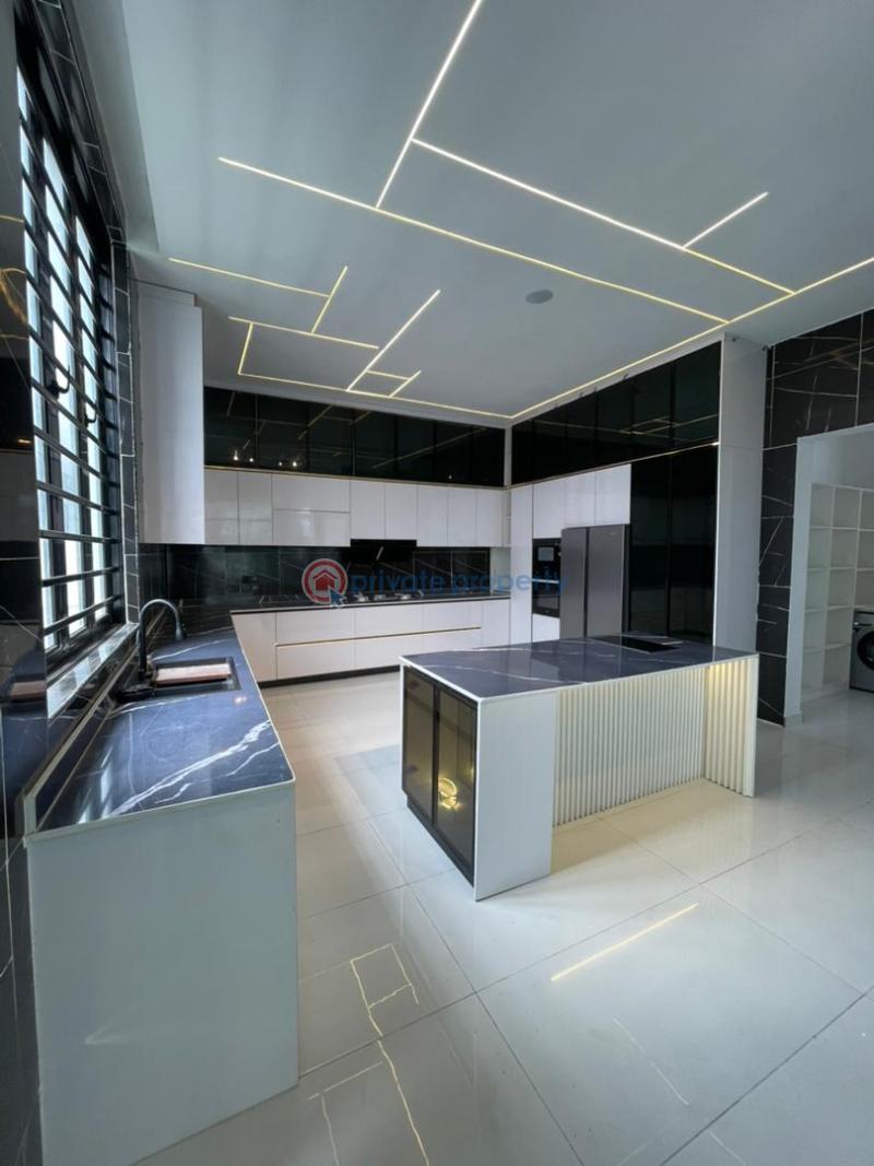 5 bedroom Detached Duplex For Sale Chevron Lekki Lagos - 13