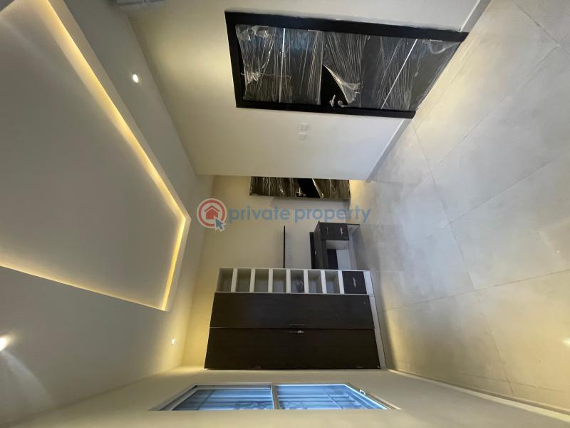 5 bedroom Duplex For Sale Admiralty Lekki Phase 1 Lagos - 7