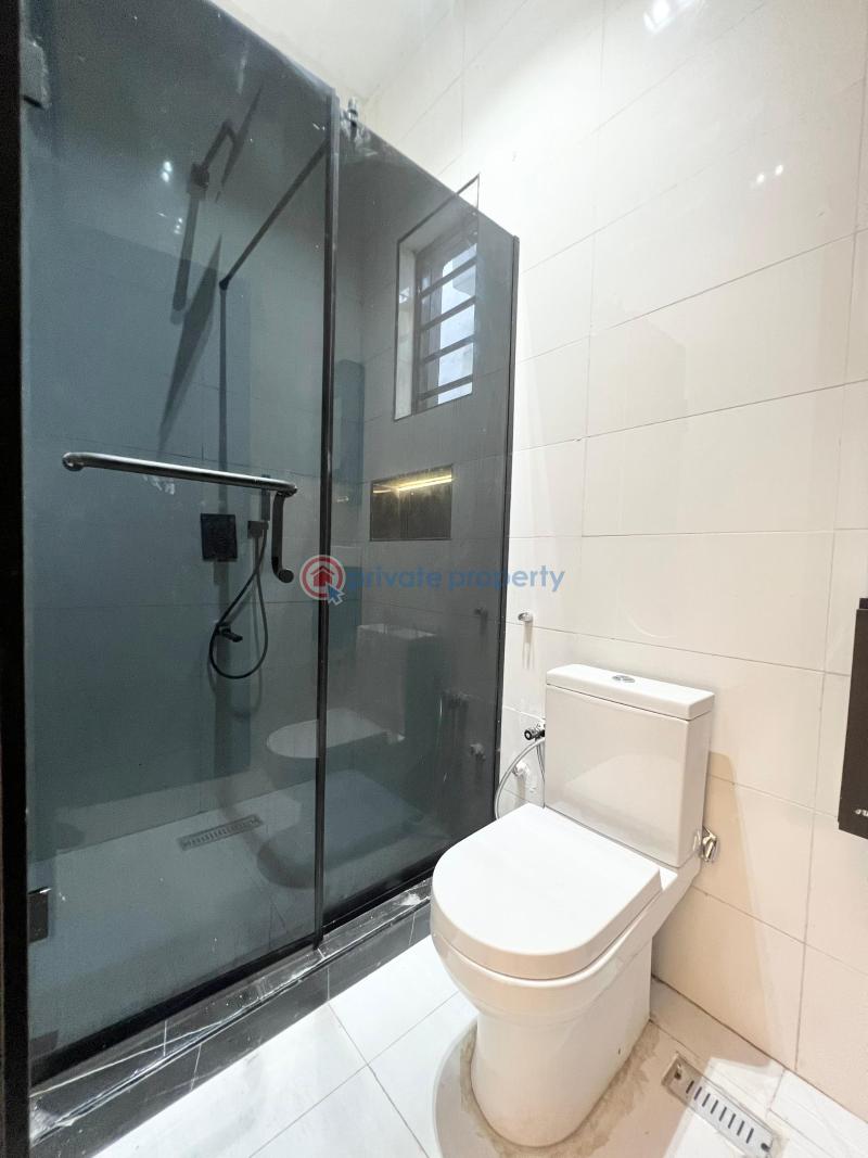 5 bedroom Detached Duplex For Sale Chevron Drive Lekki Lagos - 1