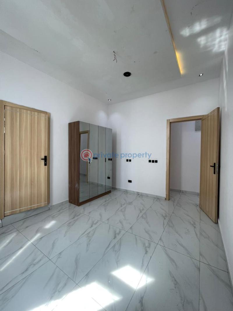 5 bedroom Detached Duplex For Sale Chevron Lekki Lagos - 5
