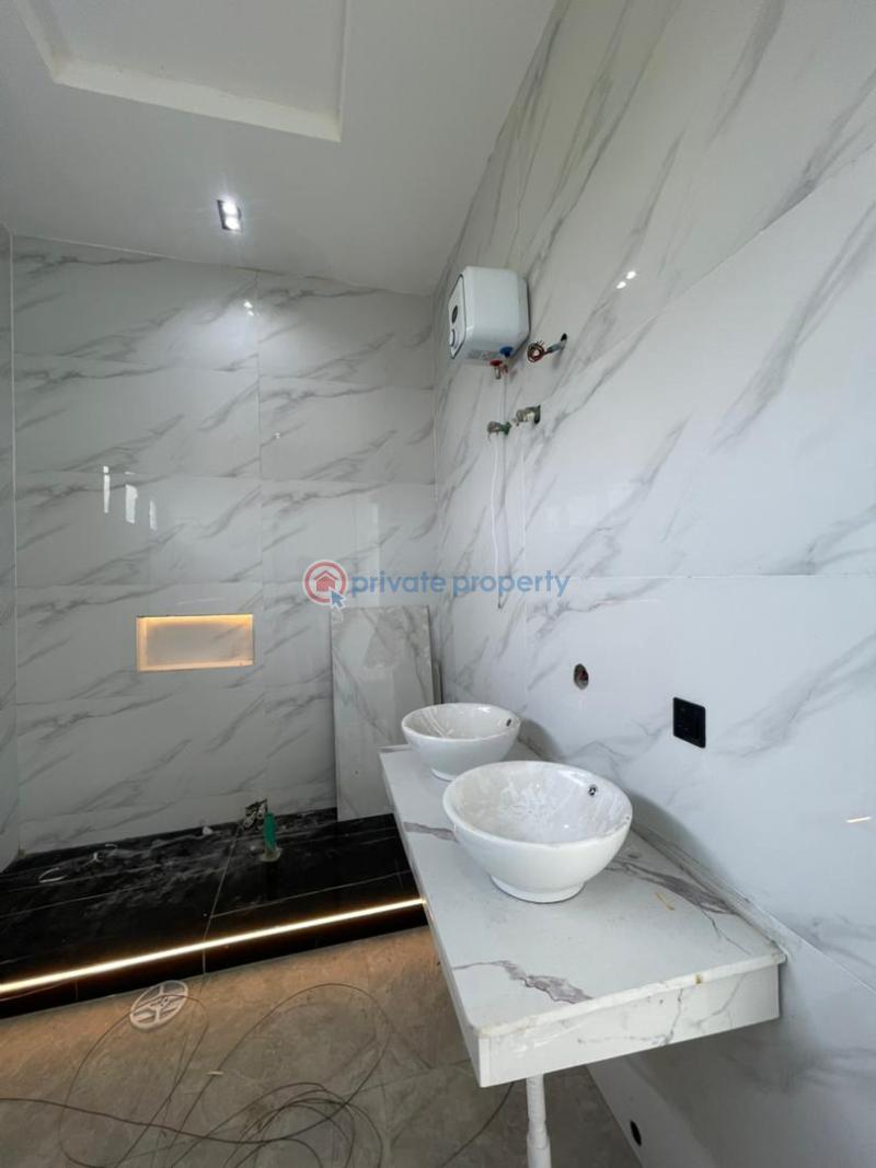 5 bedroom Detached Duplex For Sale Chevron Lekki Lagos - 15