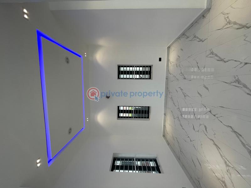 5 bedroom Duplex For Sale Osapa Lekki Lagos - 2